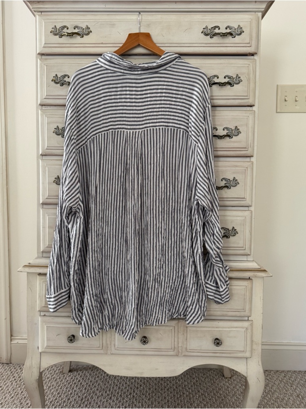 Jane and Delancey Seersucker Beach Boho Button Shirt - Picture 2 of 4